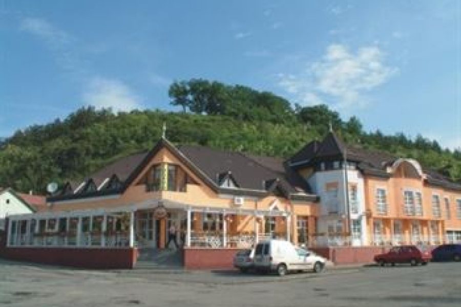 5352-es Panzió Salgótarján