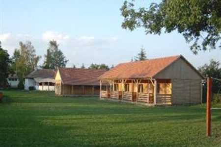 5844-es Turistaház és kemping Felsőberecki