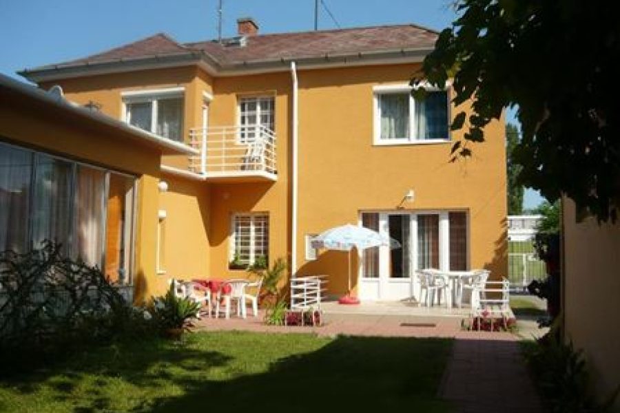 4956-os Ifjúsági szállás, nyaralóház Siófok, Ezüstpart