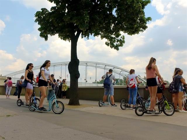 Szegedi kétnapos osztálykirándulás kickbike-os városnézéssel