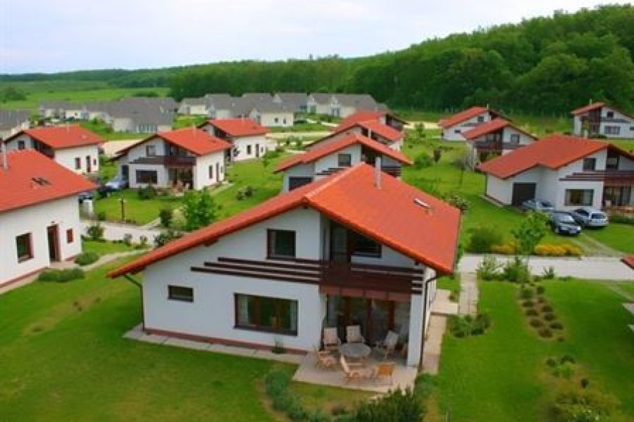 9464-es Villapark Várgesztes