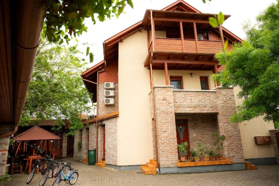 1594-es Apartman Gyula