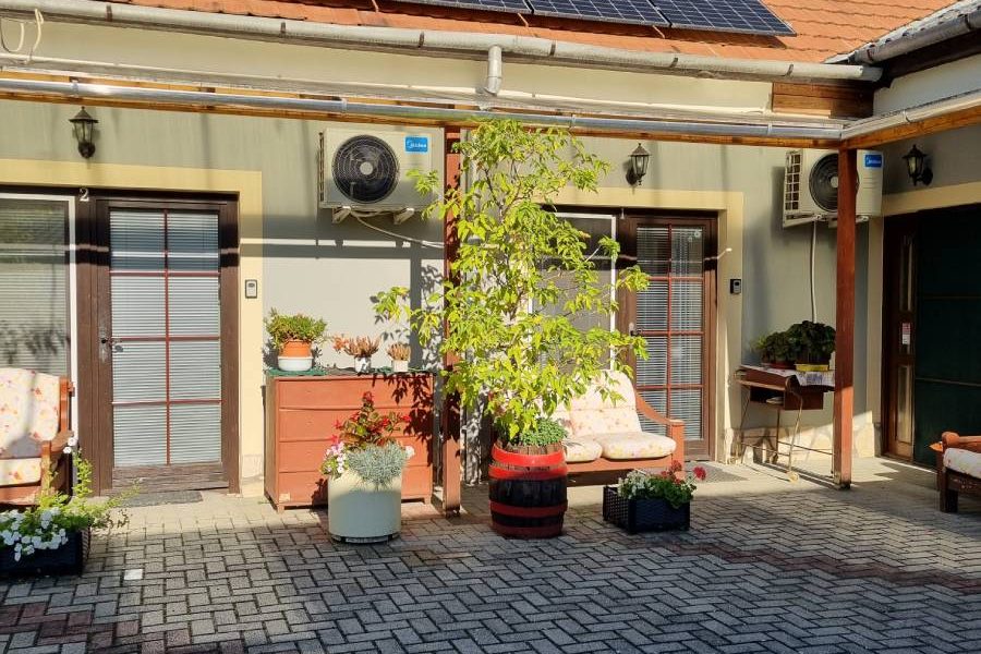 1630-as Vendégház Vértessomló